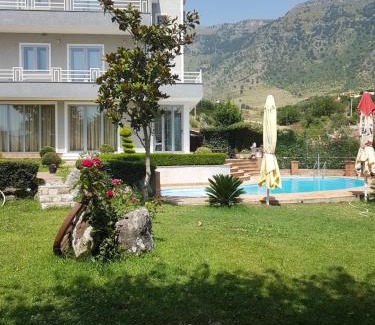 Tragjas House | Vila Elida