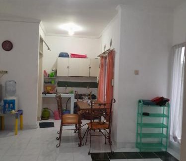 Cipanas Villa | Vila green apple aamaleeq cipanas puncak
