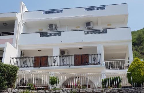 Sveti Stefan Apartment | Vila Horizont