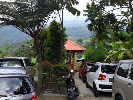 Nanggung Hotel | Vila jambrong gunung salak