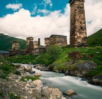 Zhibiani House | Vila Latphari in Ushguli