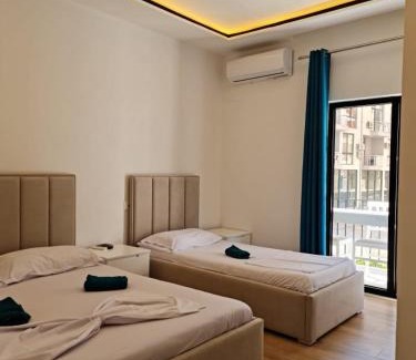 Shengjin House | Vila Lazri