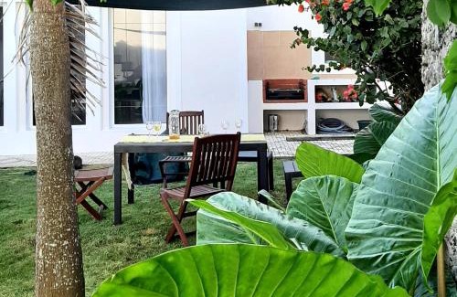 Lagoa House | Vila Nikau - Garden by the Sea