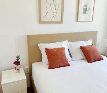 Costa de Caparica Hostel | Vila Olivença