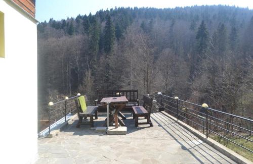Sinaia House | Vila Pitty