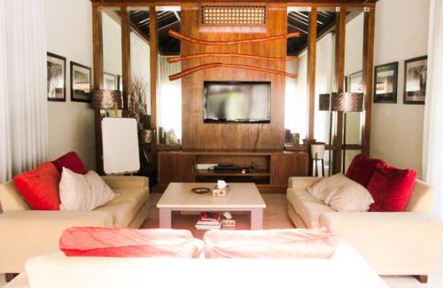 Bandung Villa | Vila Puri Suling