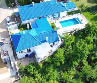 Petrovaradin Villa | Vila Santorini Nacionalni Park Fruška Gora