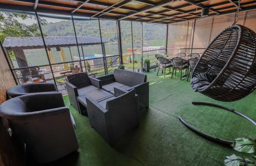 Milici Villa | VILA SMARAGD