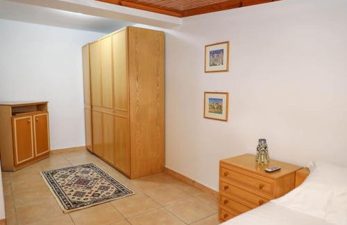Tirana Villa | Vila Tirana 98