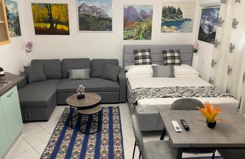 Tirana House | Vila-Tobi