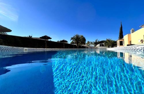 Vilamoura Apartment | Vilamoura Elegant With Pool by Homing