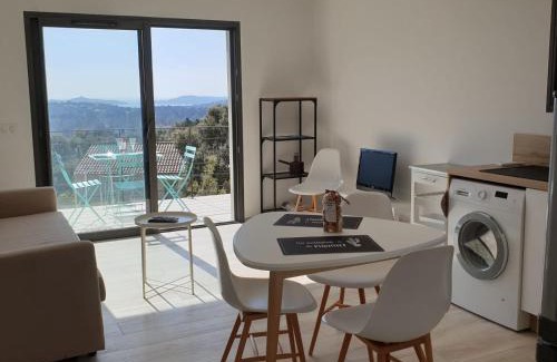Pinarellu Villa | Villa L'Arbousier 4 pers piscine chauffée 2 min plage en voiture