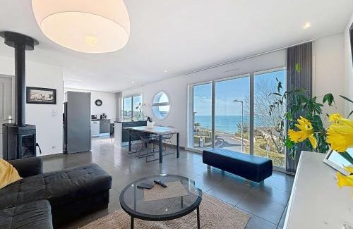 Donville-les-Bains House | Villa à 150m de la plage avec piscine et WiFi gratuit - FR-1-361-8