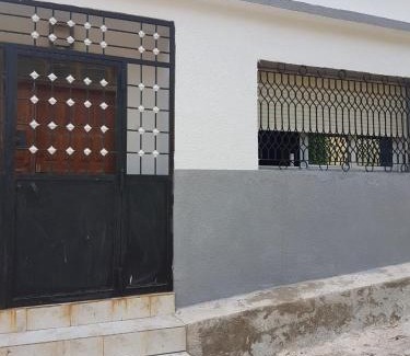 Bousfer House | Villa à Deux Pas de la Mer