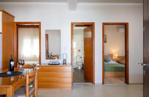 Nea Iraklia House | Villa МareMaria