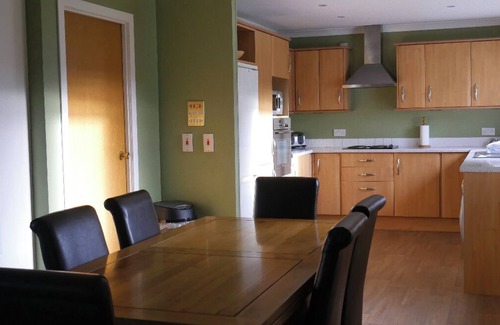 Pittenweem House | Villa 1, 3 Bedrooms, Sleeps 8, with Leisure Club Access