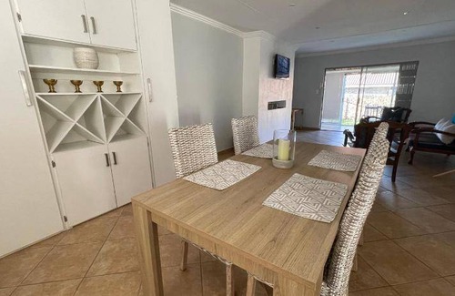 Klerksdorp Villa | Villa ∙ 1 bedroom ∙ 2 guests