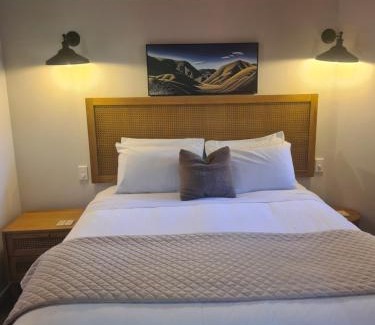 Queenstown City Centre Apartment | Villa 10 - Central Stylish Apartment