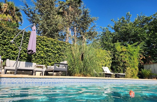 La Valette-du-Var Villa | Villa 10 people 5 bedrooms swimming pool 10m Clim terrace parking 3vhl beaches 15mn