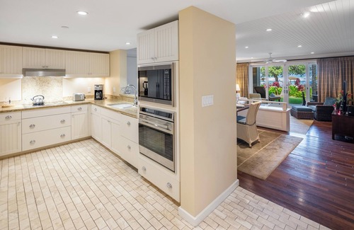 Kahuku Villa | Villa 102-103: Fall REDUCED 50%! OceanView Turtle Bay