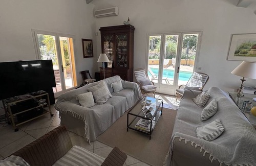 Plage de la Garonnette House | Villa 11 people with swimming pool