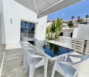 Costa Adeje Villa | Villa 12
