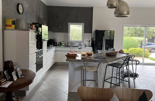 Vers-Pont-du-Gard Villa | Villa 150 M2 8 Personnes Piscine Calme Jardin Arboré Proche Uzès & Pont du Gard