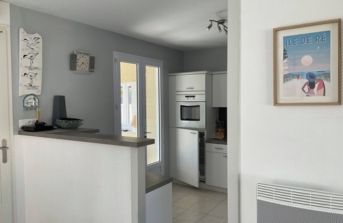 Sainte-Marie-de-Re House | Villa 150m from the sea in very quiet area with walled garden.