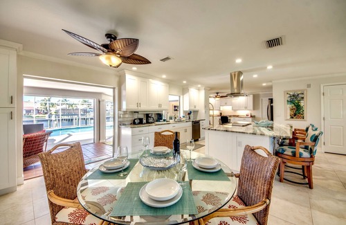 Caloosahatchee House | Villa 17 Salt Water Pool Breathtaking