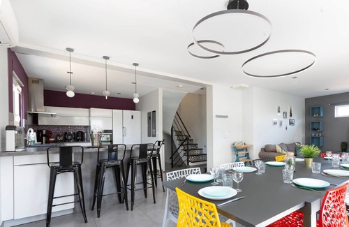 Hurtigheim Villa | Villa 250m² with private spa, barbecue, table football