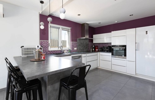 Hurtigheim Villa | Villa 250m² with private spa, barbecue, table football