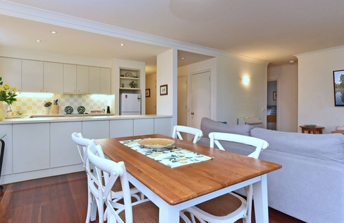 Pokolbin Villa | Villa 2br Bardolino Villa located within Cypress Lakes Resort