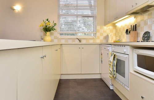 Pokolbin Villa | Villa 2br Bardolino Villa located within Cypress Lakes Resort