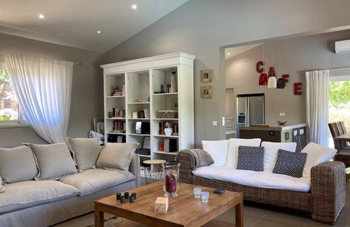 Solaro Villa | Villa 3 bd-private pool in an enchanting setting-unforgettable vacations!