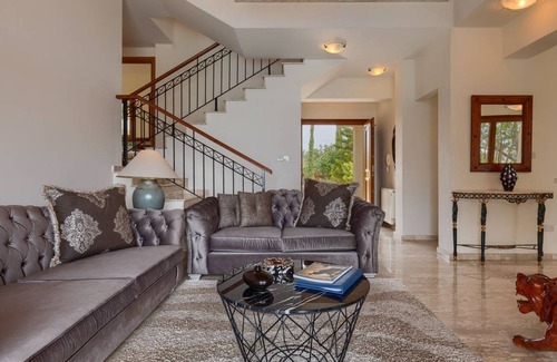 Aphrodite Hills Villa | Villa ∙ 3 bedrooms ∙ 6 guests