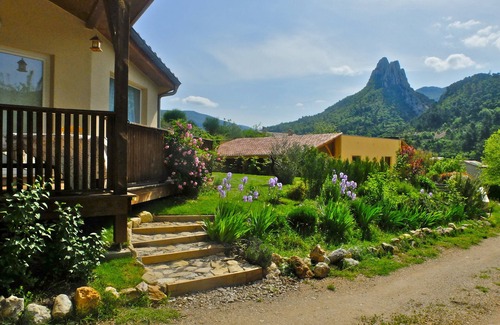 Buis-les-Baronnies Villa | Villa 3 bedrooms 1 bathroom 100m2 on one level