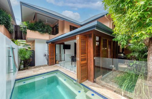 Port Douglas Villa | Villa 3 @ Chez Willow, 2 mins to Four Mile Beach