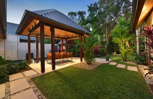 Port Douglas Villa | Villa 3, Private Tropical Balinese Style Luxury Resort Home