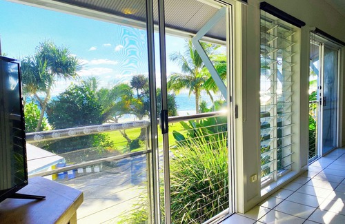 Brisbane Waterfront House | Villa 31 Tangalooma Beachfront