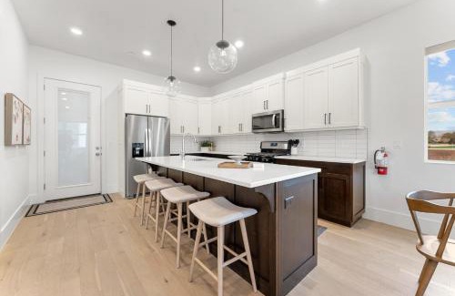 Bloomington Apartment | Villa #33 at Bloomington Country Club condo