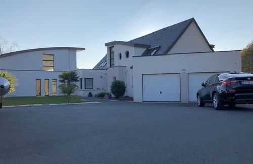 Benodet House | VILLA 385m2, LARGE POOL, JACUZZI and SPA, SAUNA, BILLIARD, GARDEN 8000m2