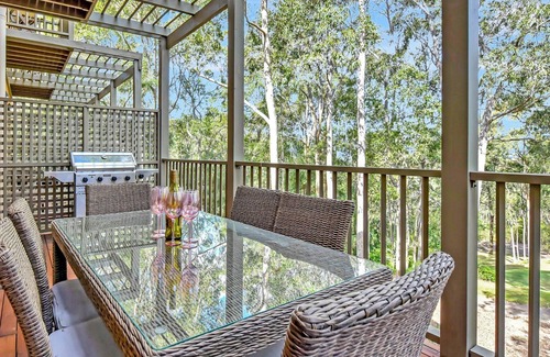 Pokolbin Villa | Villa 3br Bella Vista Villa located within Cypress Lakes Resort