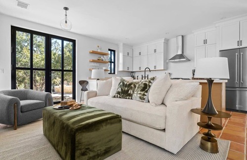 Spicewood Villa | Villa 4: 3-Bedroom|Firepit|Pool|Hot tub|Cornhole