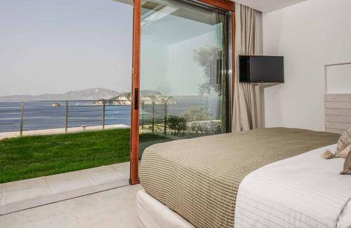 Marathias Villa | Villa ∙ 4 bedrooms ∙ 8 guests