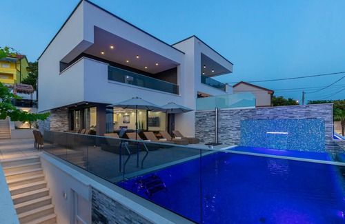 Crikvenica Villa | Villa ∙ 4 bedrooms ∙ 8 guests
