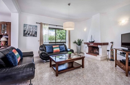 Sesmarias Villa | Villa ∙ 4 bedrooms ∙ 6 guests