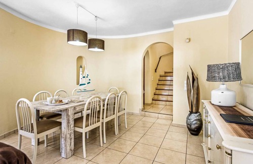 Sesmarias Villa | Villa ∙ 4 bedrooms ∙ 8 guests