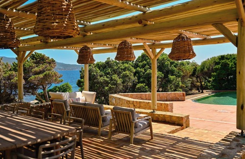 Isolella Villa | Villa 4 bedrooms, waterfront Presqu'ile de L'ISOLELLA-Exceptional location