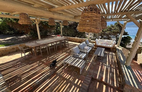 Isolella Villa | Villa 4 bedrooms, waterfront Presqu'ile de L'ISOLELLA-Exceptional location