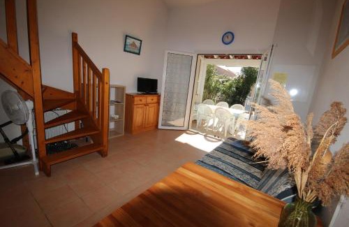 Portiragnes-Plage Villa | Villa 4 couchages terrasse sud parking piscine commune dans résidence sécurisée à 200m de la mer LRMA34